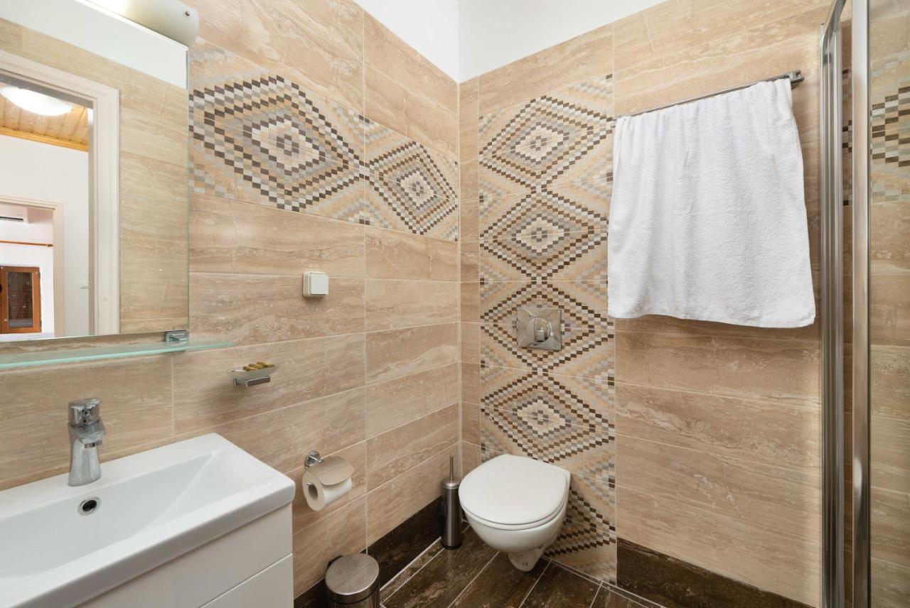 Elena Hotel Đảo Sými Ngoại thất bức ảnh